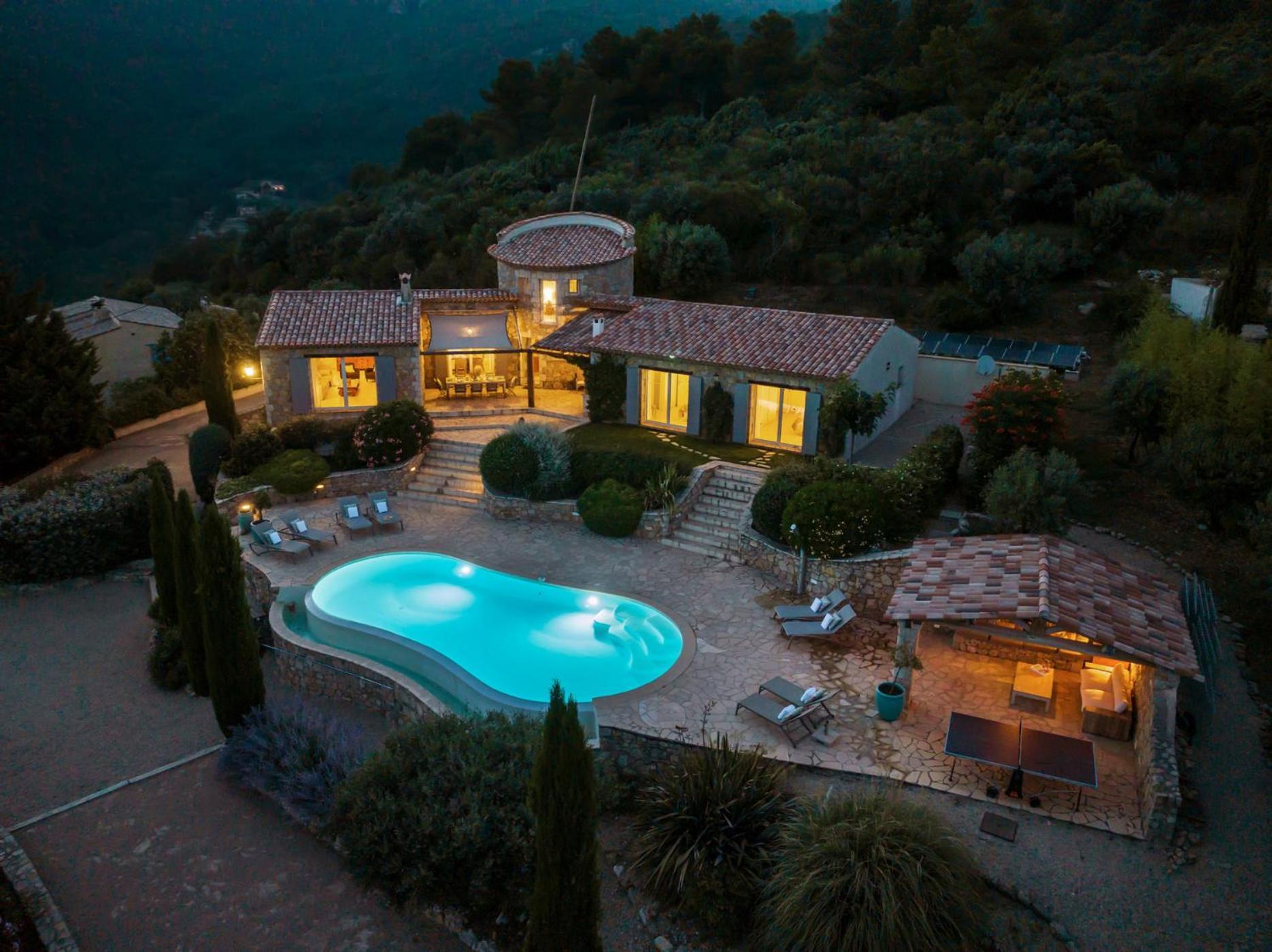 Villa La Genestiere - Familienoase Und Golfertraum Mit Infinity-Pool Und 180-Grad-Panoramablick Bis Zum Meer Seillans Exterior foto